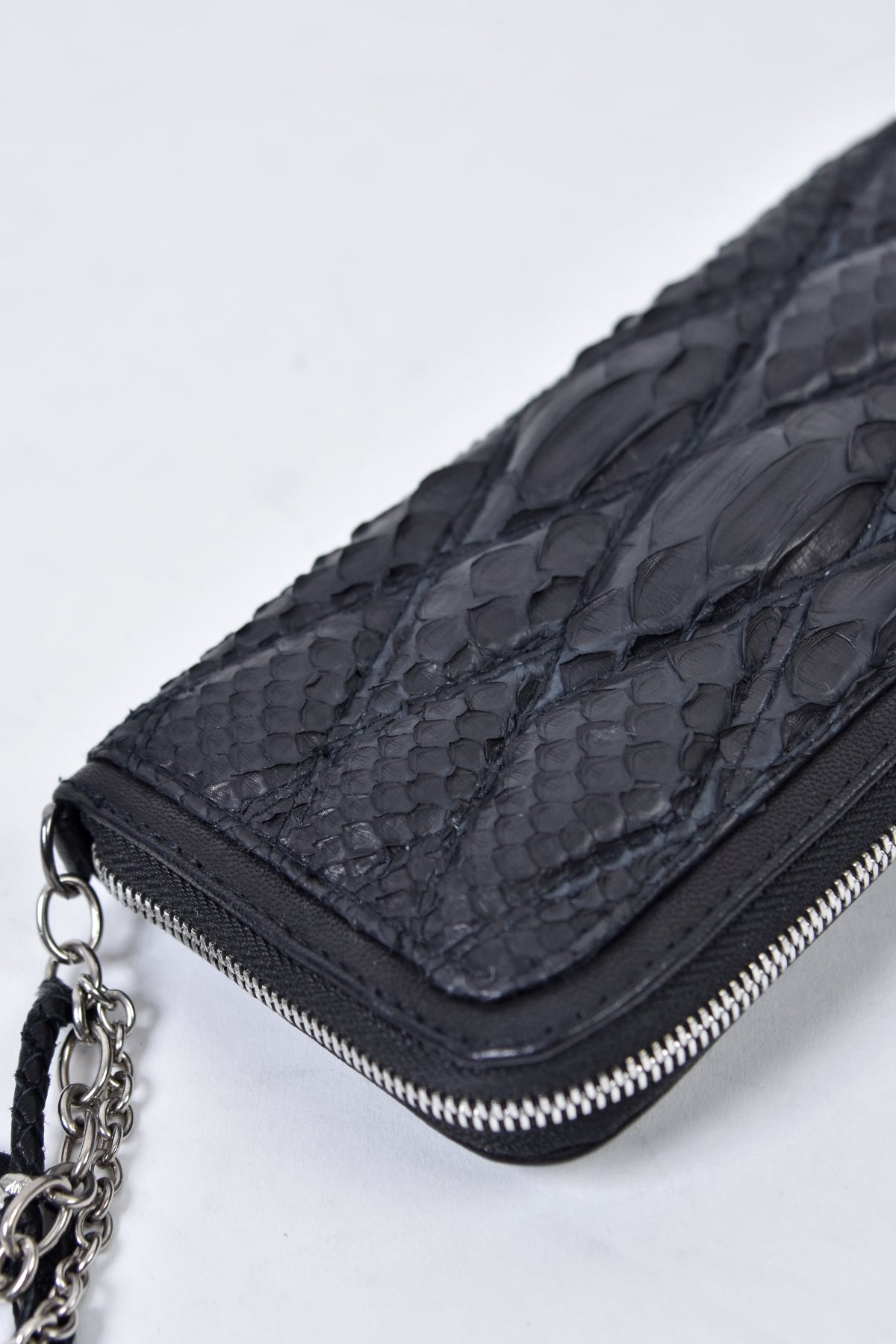 2101-W01 WR-Domino 02