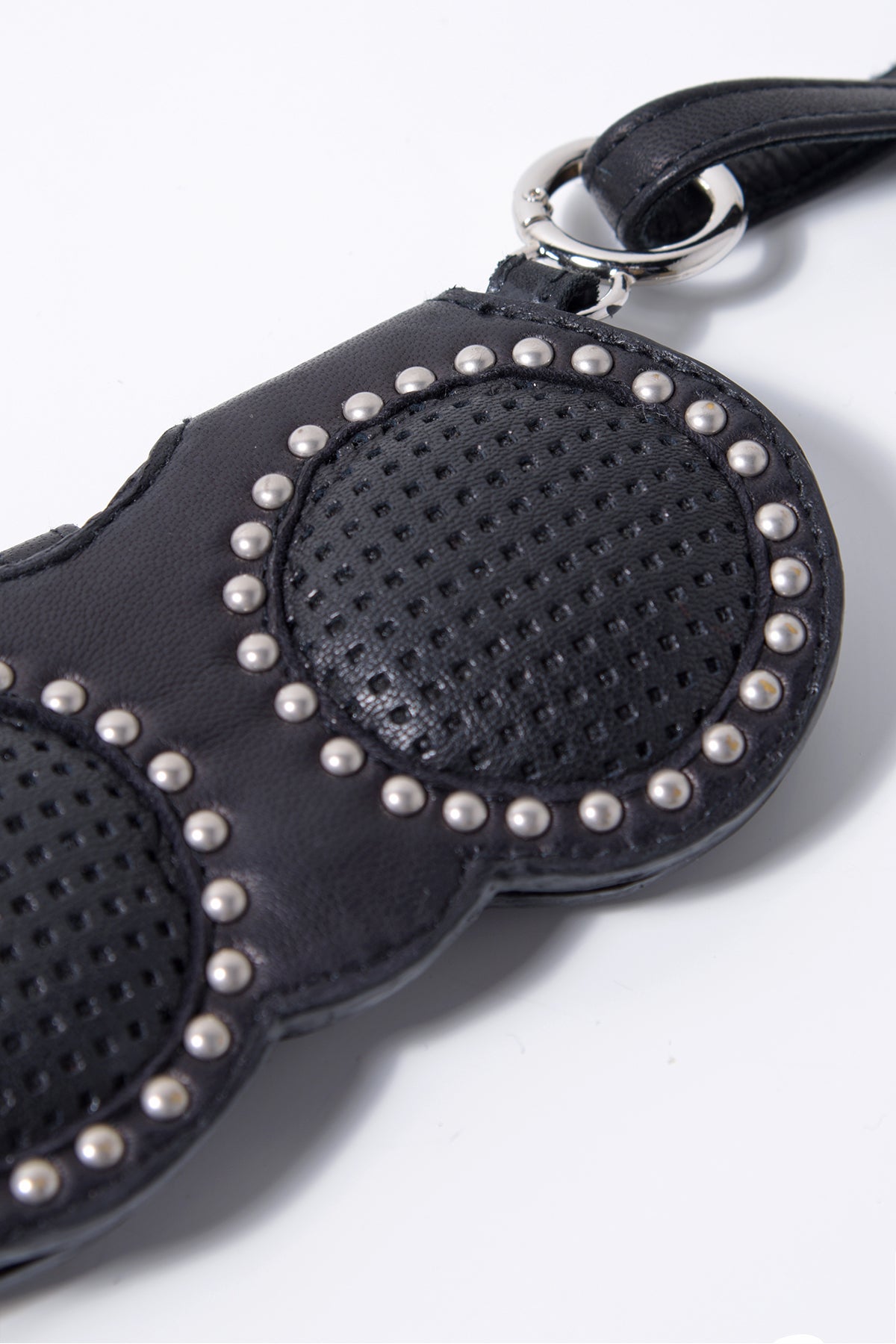 2202-AC01 Drop Shades 01