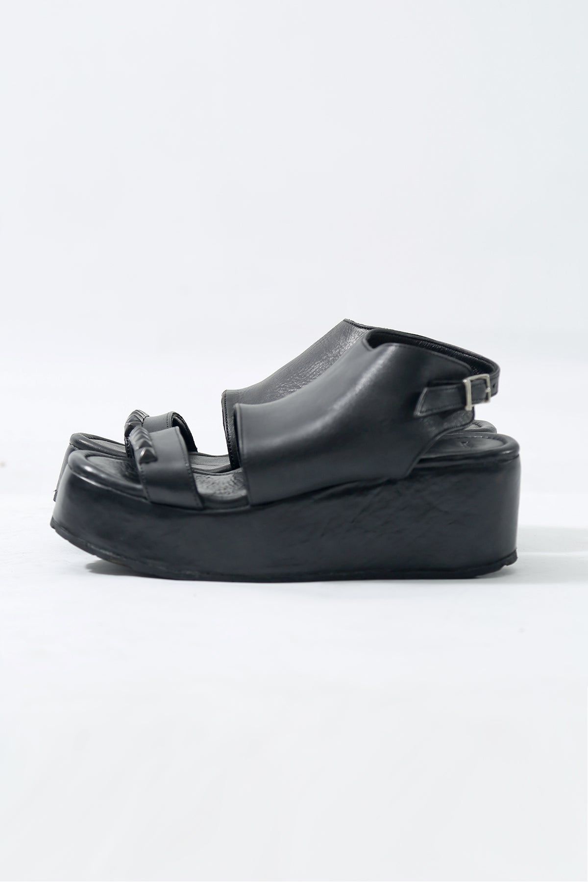 1801-BO04L Black Metal Sandal PMD