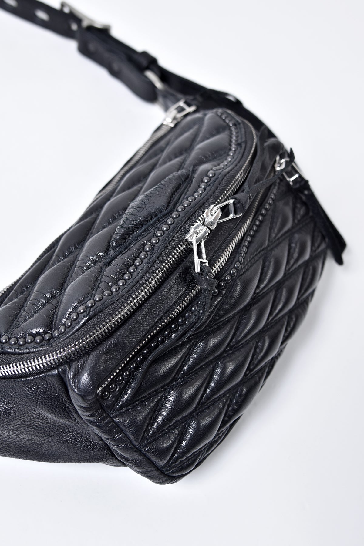 2002-BG08 BD-Domino/ M