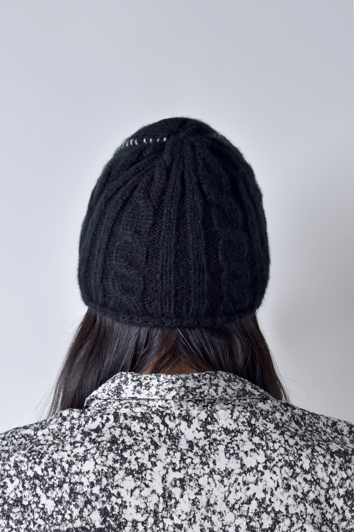 2002-KT04 Cable Mohair Beanie 01 Black