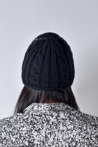 2002-KT04 Cable Mohair Beanie 01 Black