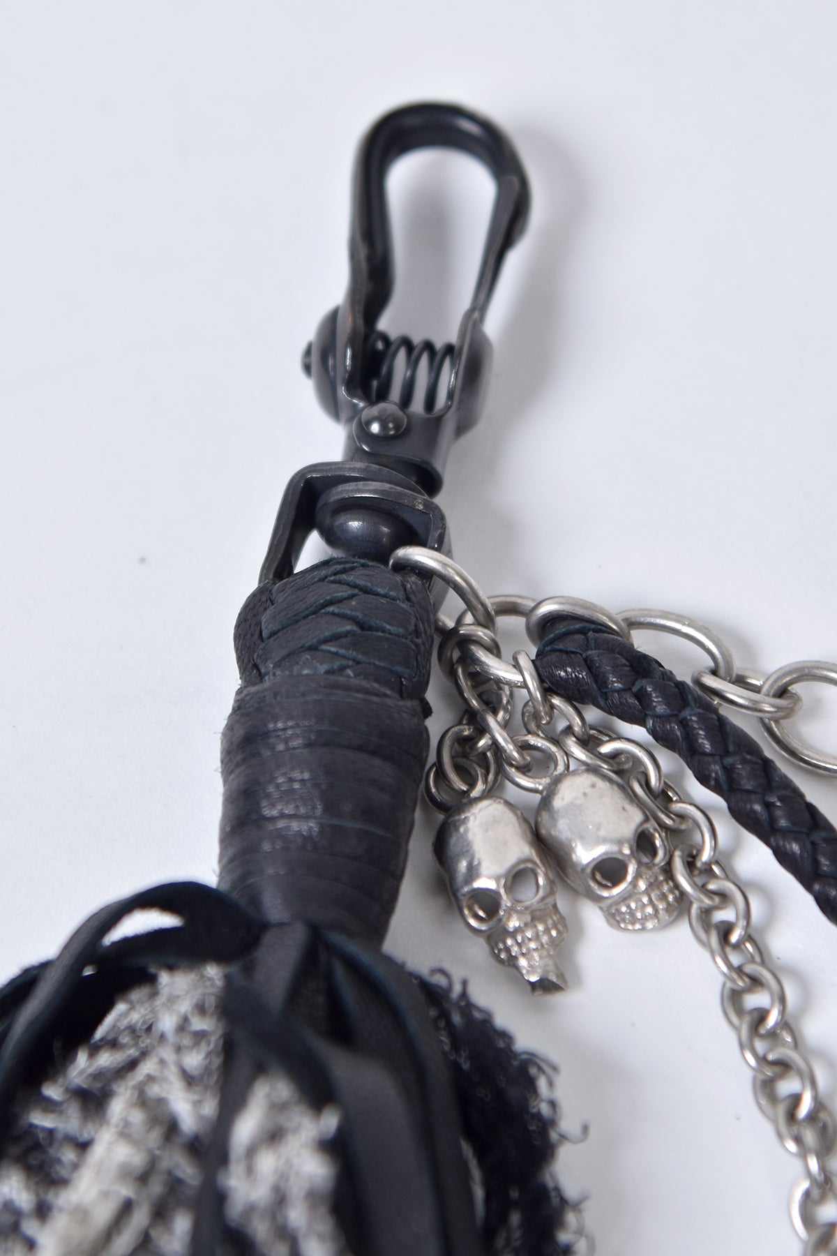 2002-AC01 Feather Hook 11