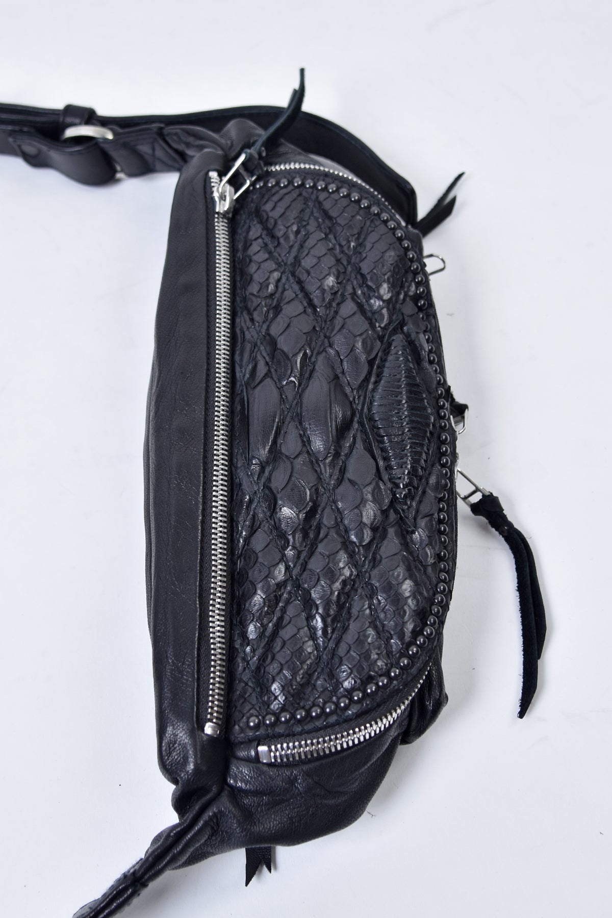 2101-BG02 BD-Domino 02 / M