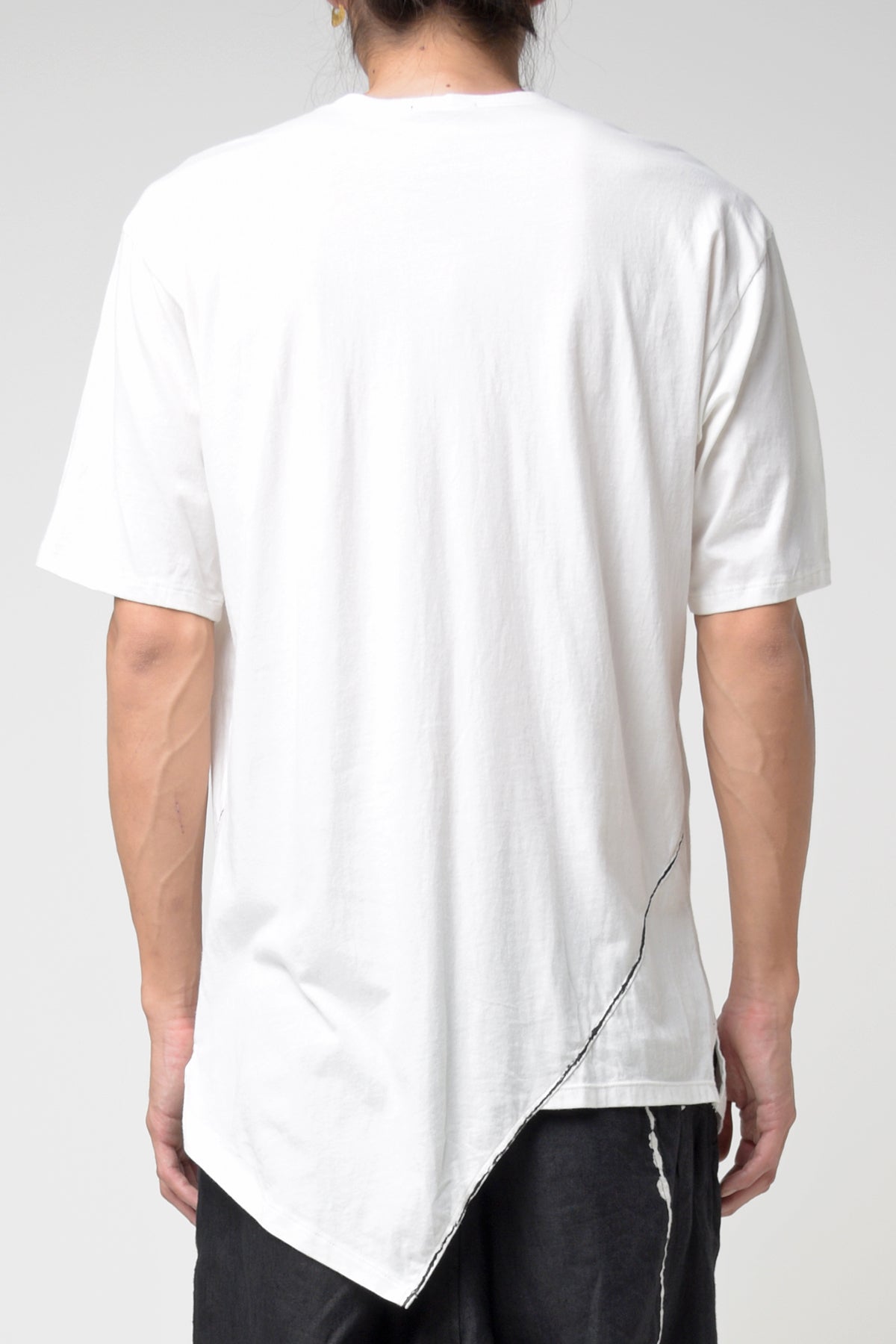 2301-CT01/SS Discharged Slash Cut 03 / SS White