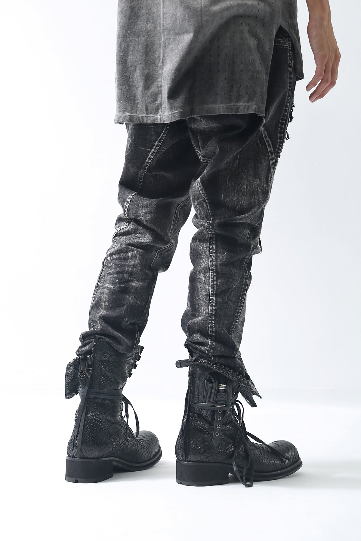 1902-PT06B Discharged Crush Pants