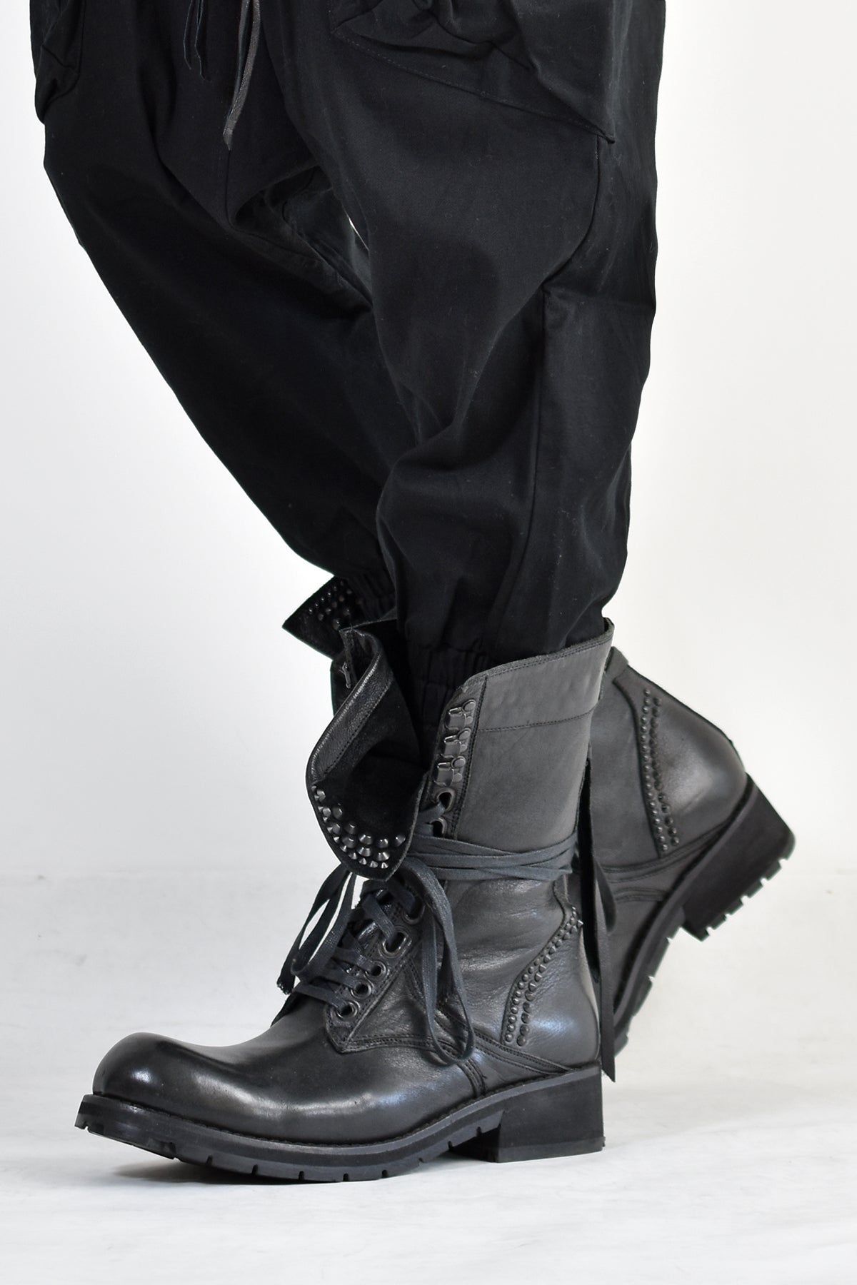 1602-BO07 Chrome Boots 10