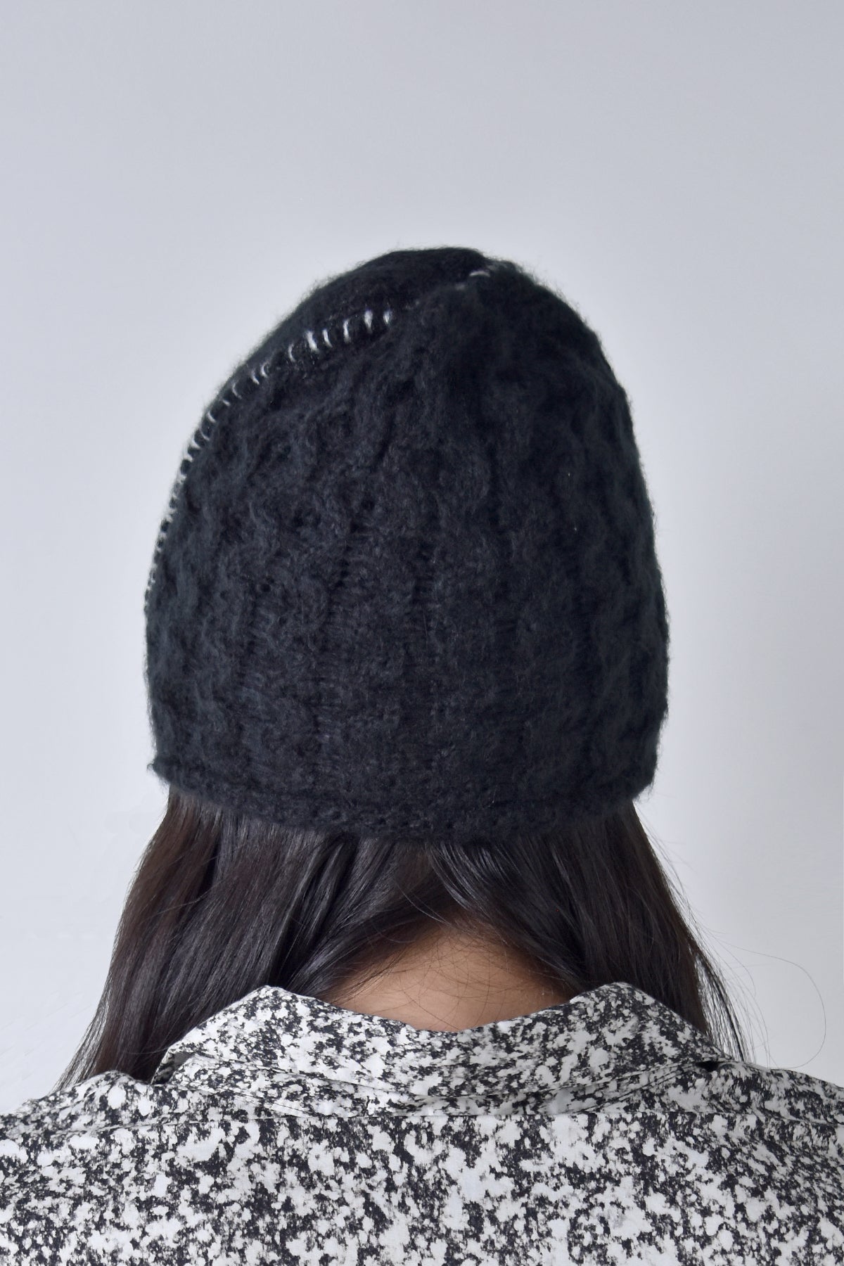 2002-KT05 Cable Mohair Beanie 02 Black