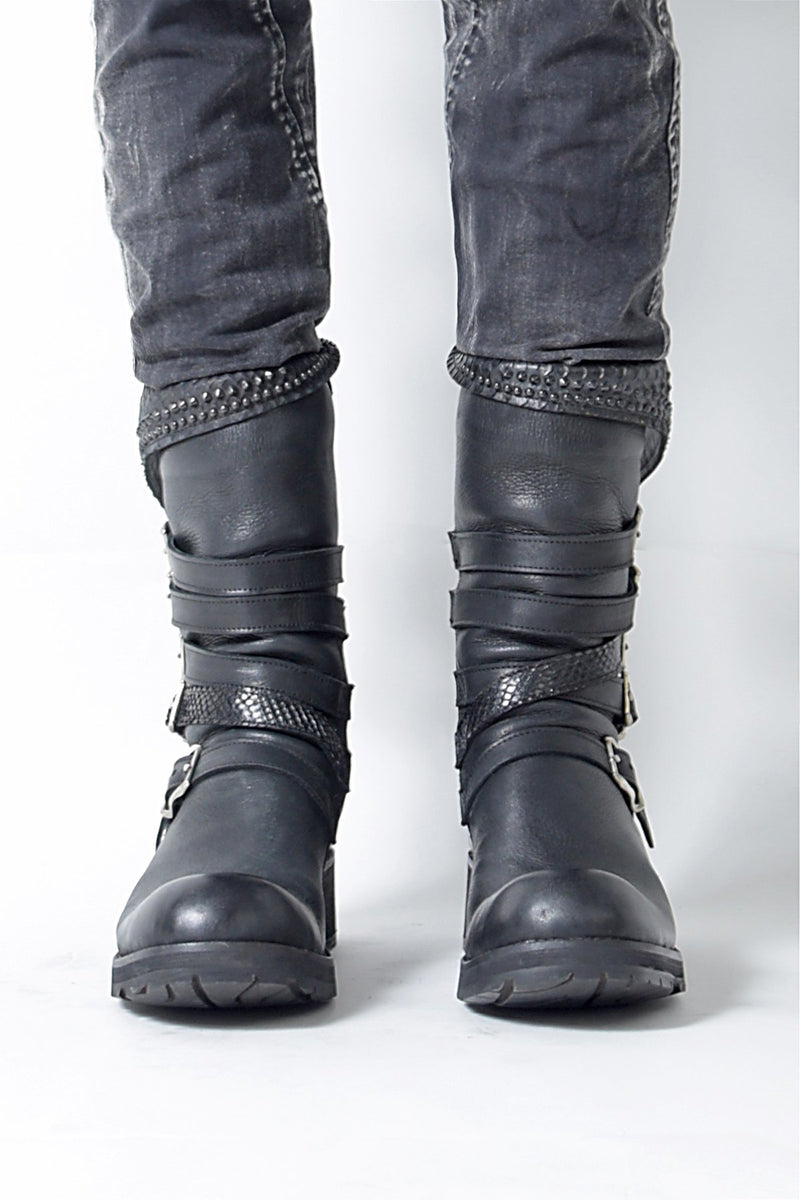 2102-BO04 Crush Strap Boots 02