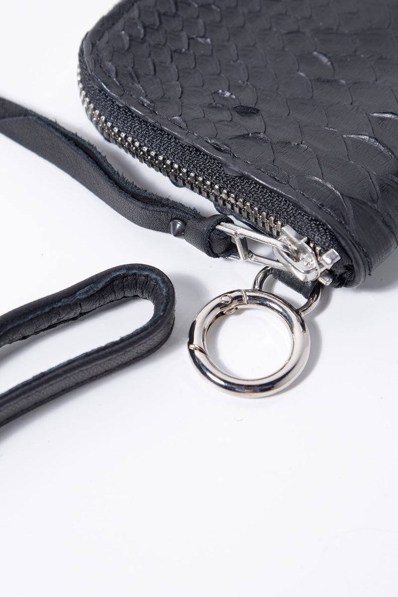 2202-W05B Drop Purse 02 Black