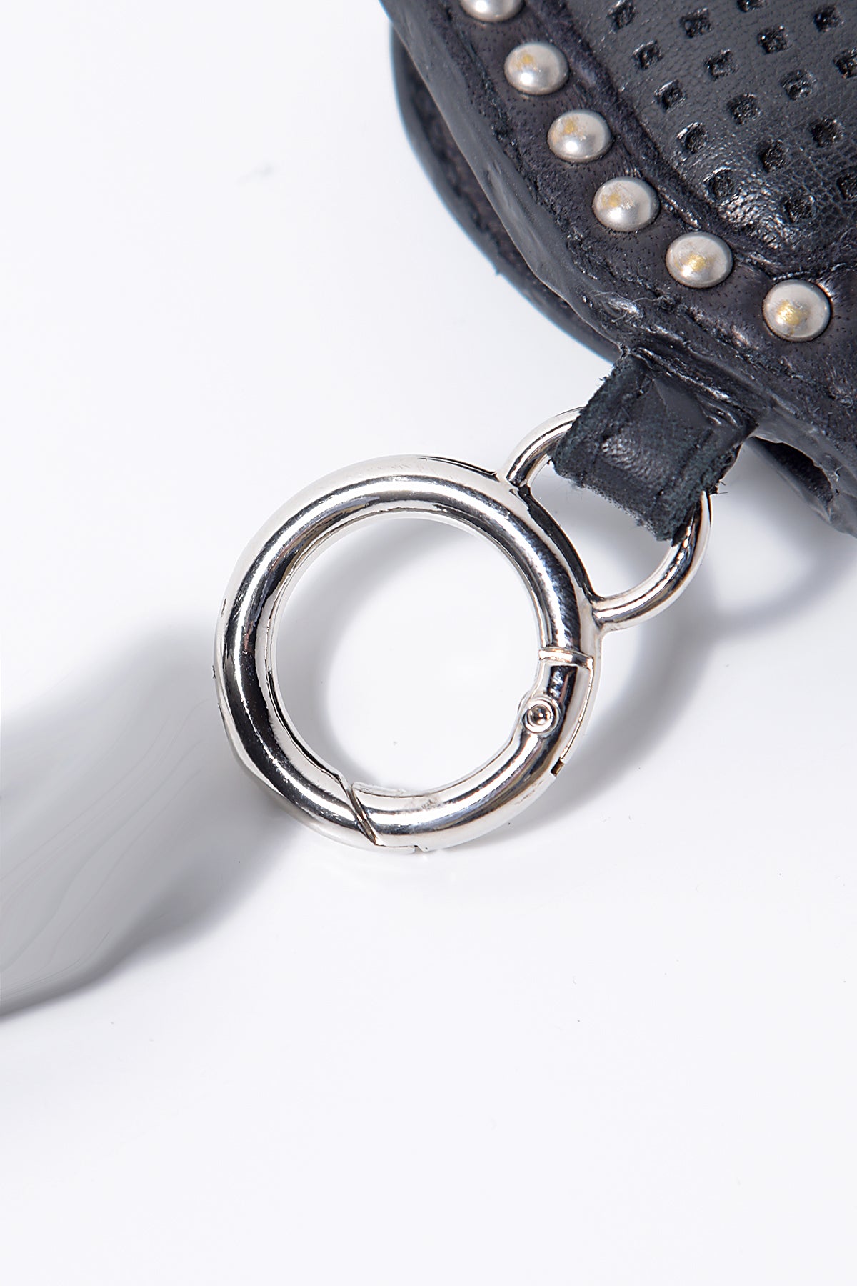 2202-AC03 Drop Shades 02