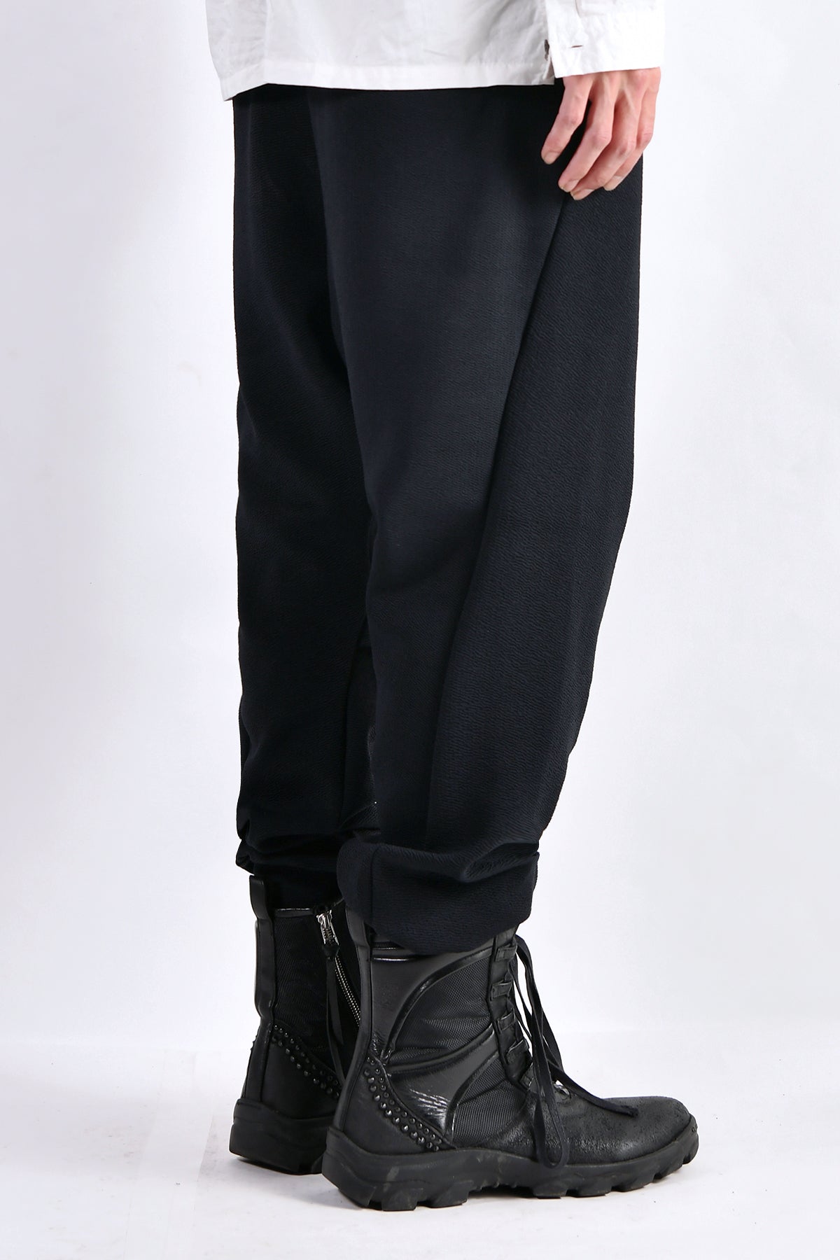 2102-PT06 Nylon Stretch Track Pants Black