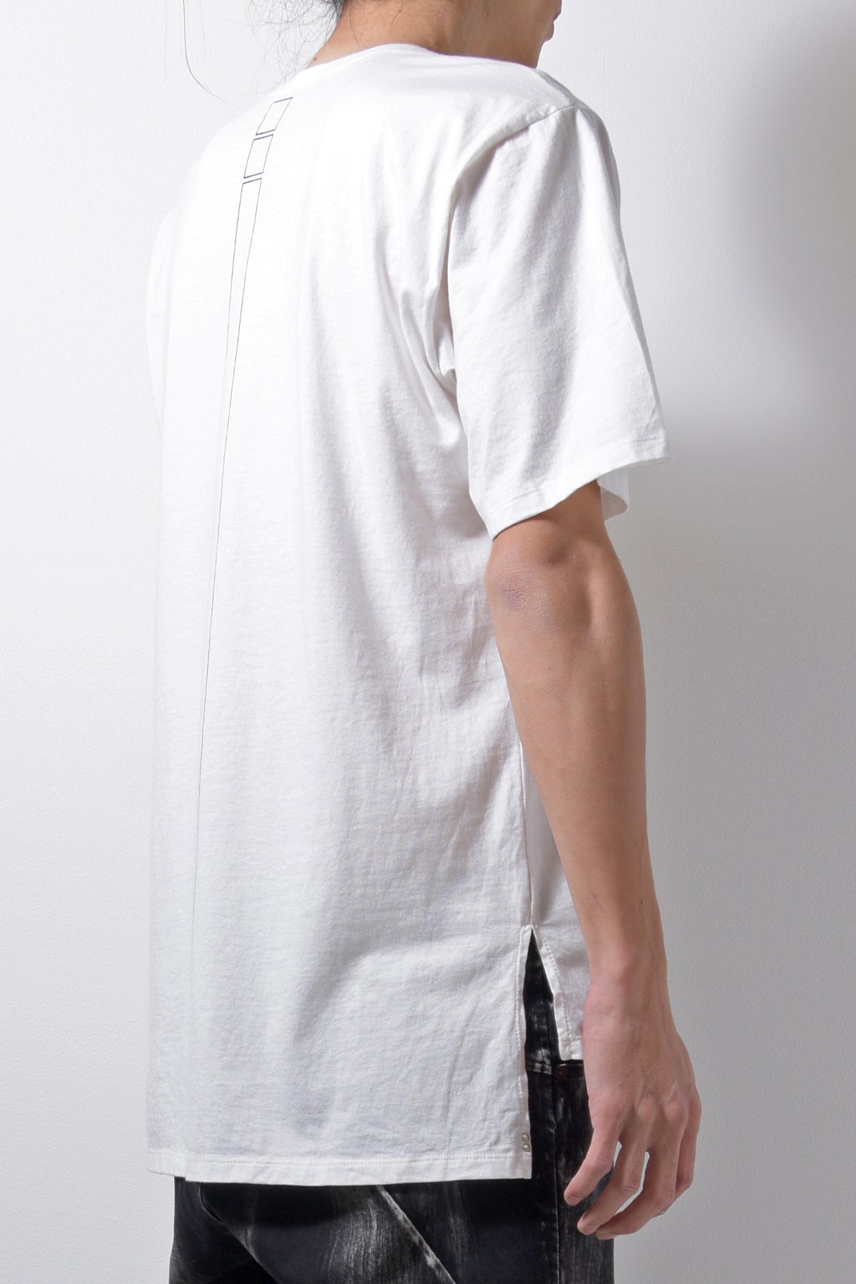 2201-CT02/SS Monolith Cut / SS White