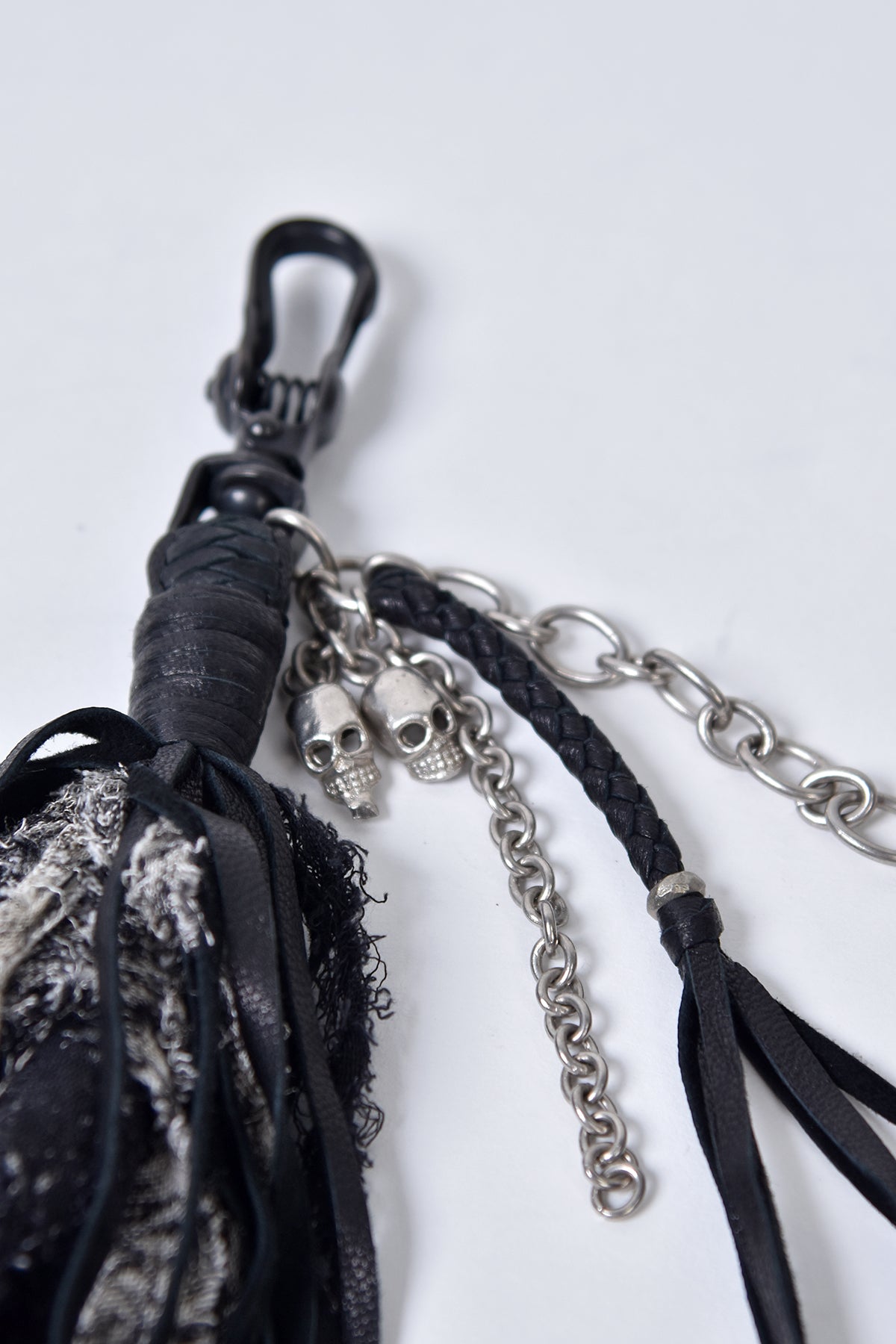 2002-AC01 Feather Hook 11