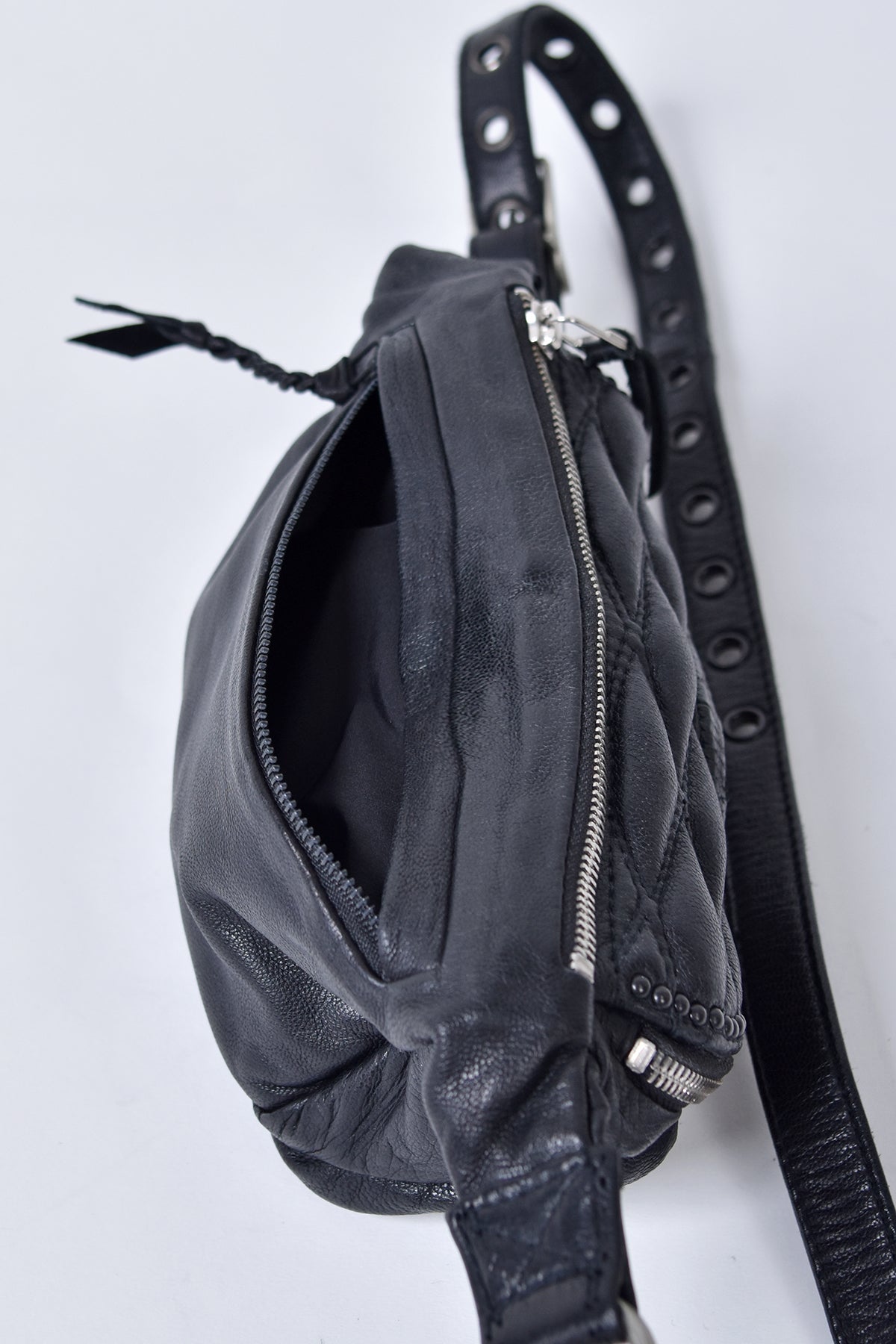 2002-BG07 BD-Domino/ S