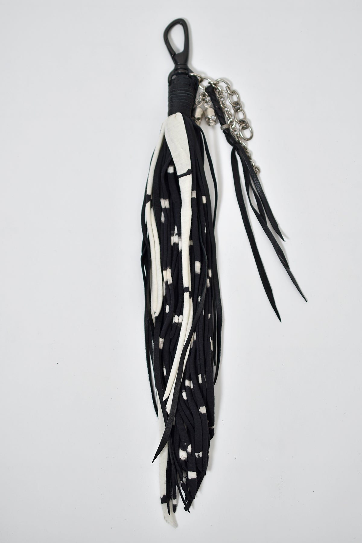 1802-AC01 Feather Hook 09