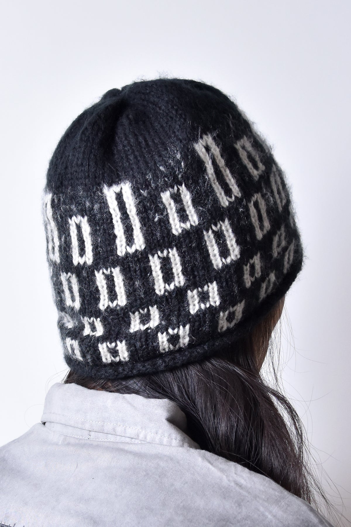 1902-KT06 Monolith Mohair Beanie