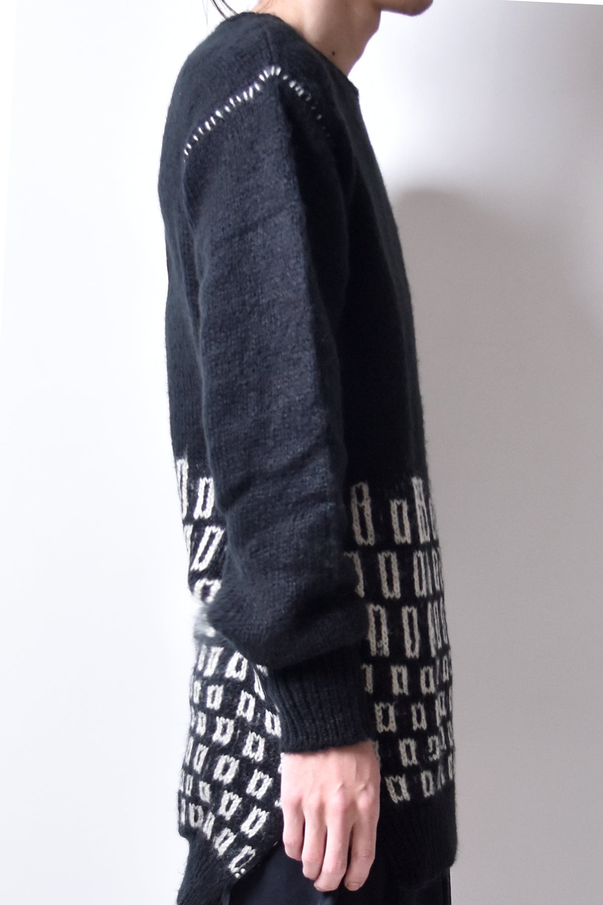 1902-KT02 Monolith Mohair Pullover 02