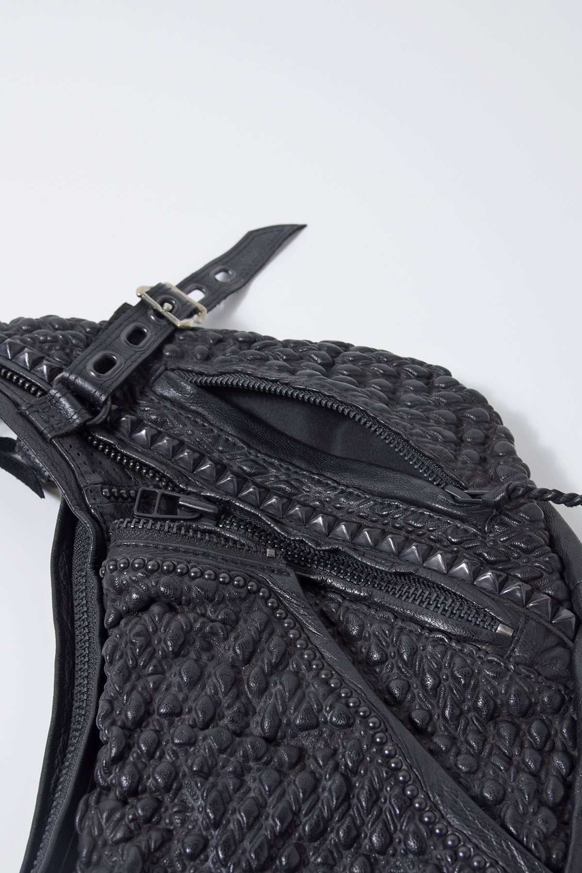 2201-BG05 KB-Shoulder / Mutant