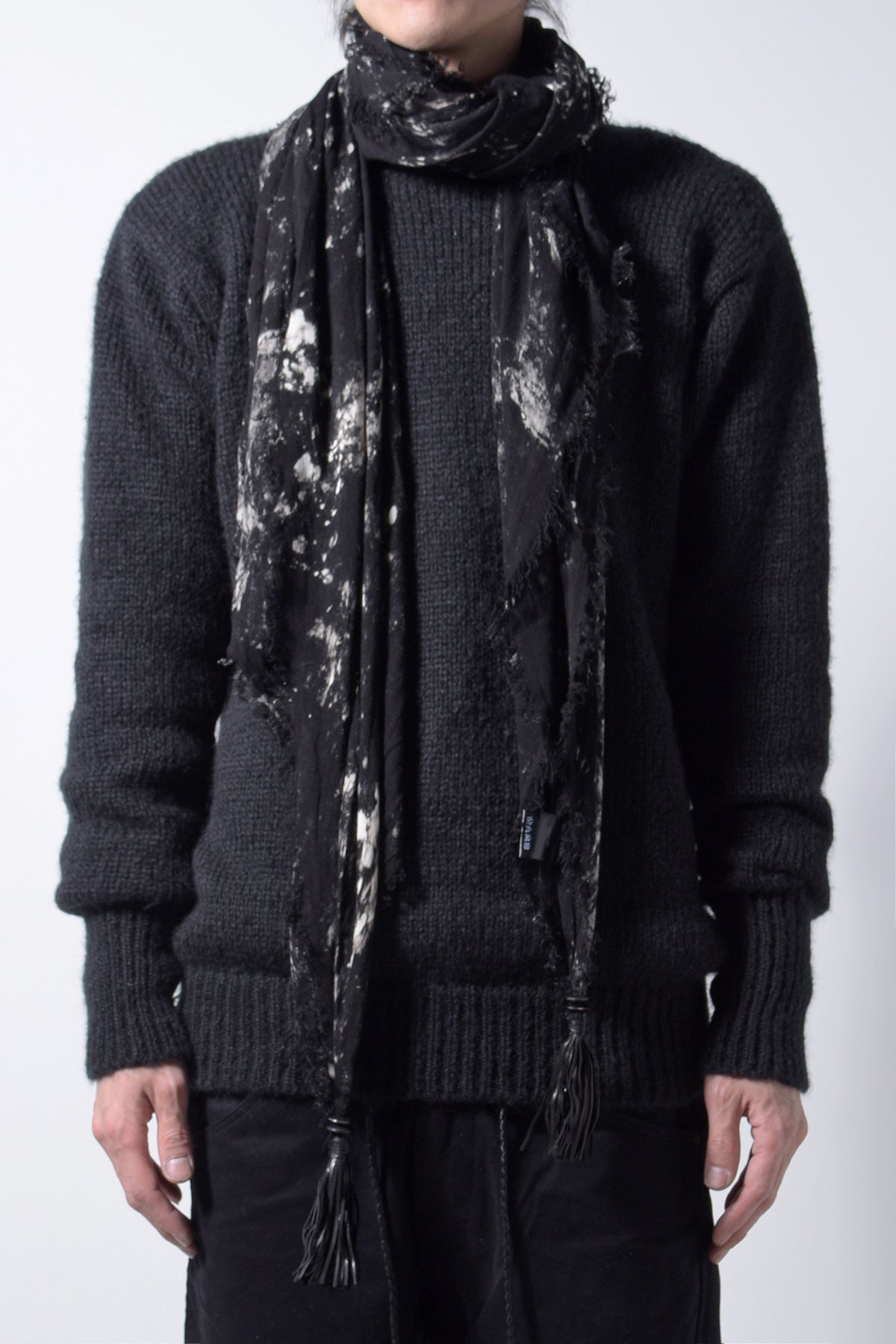 2202-ST01 Flake Discharged Stole