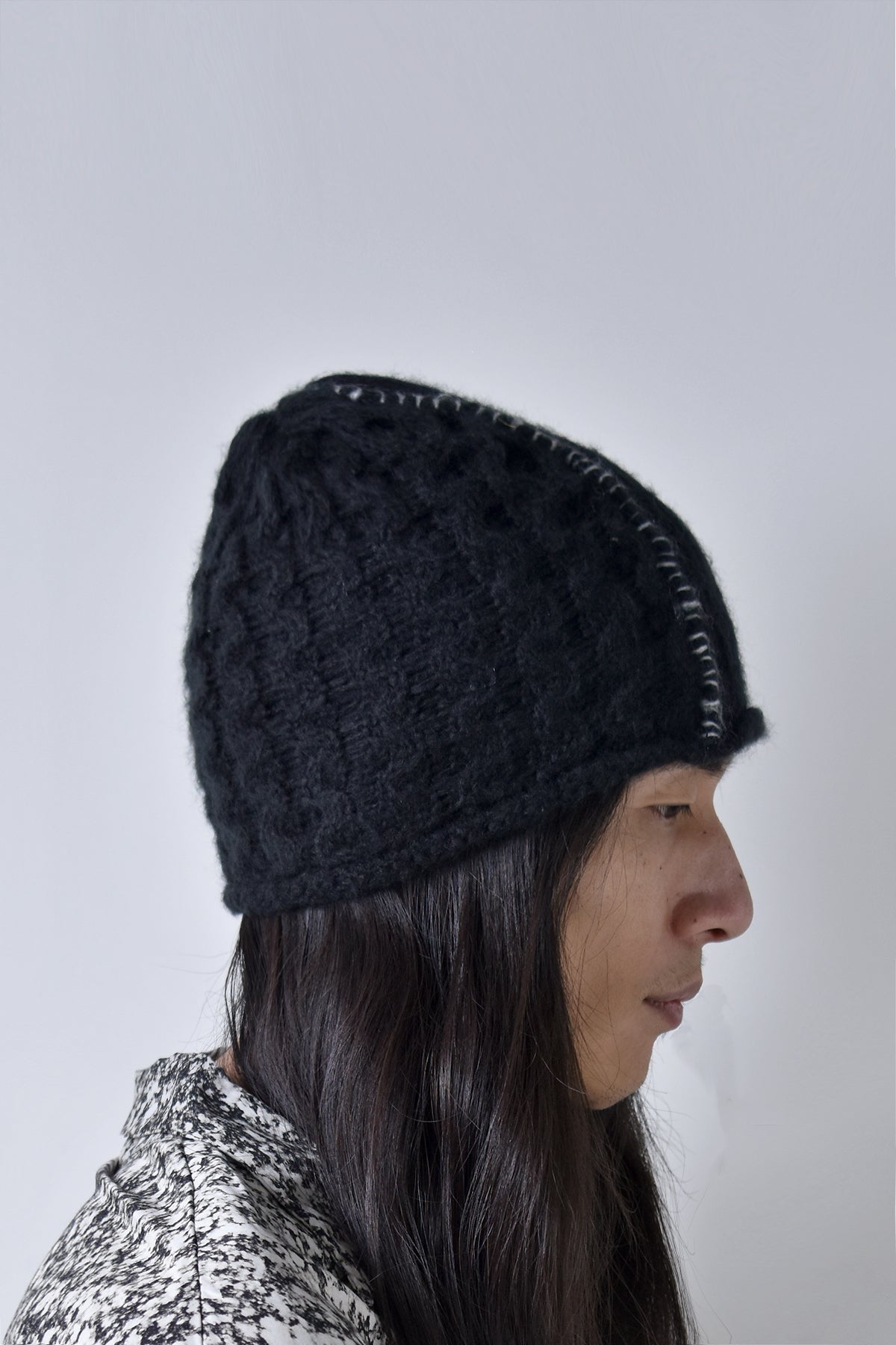 2002-KT05 Cable Mohair Beanie 02 Black